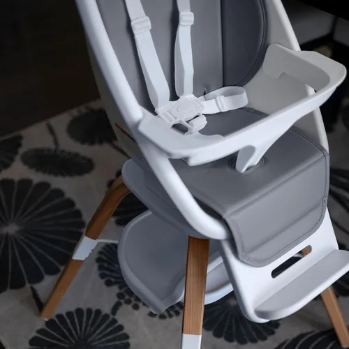 Miniatura 6 de TruBliss Turn-A-Tot - Silla alta para bebés y niños pequeños, comedero portátil de madera 2 en 1 o asiento ajustable para niños con giro de 360 Earl