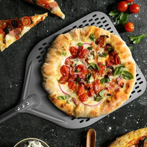 Miniatura 7 de G.a HOMEFAVOR Cáscara de pizza perforada de 14 x 17 pulgadas, 35 pulgadas en total, rectangular de aluminio para torneado de pizza con mango
