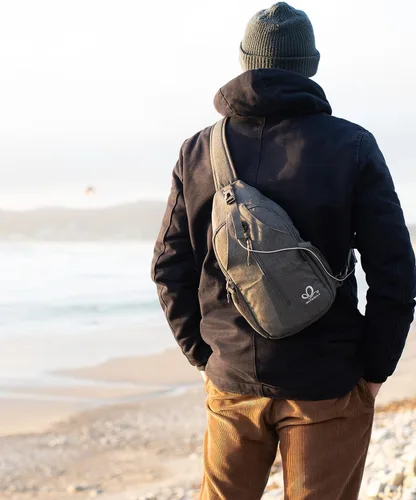 Miniatura 105 de WATERFLY Bolsa pequeña de senderismo: mochila cruzada para el pecho, mochila para hombres y mujeres con correa de hombro agradable a la piel