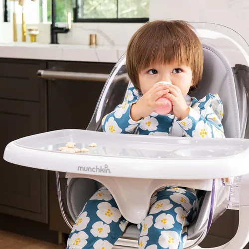 Miniatura 4 de Munchkin Taza de entrenamiento para sorber, taza pequeña de silicona abierta para bebés y niños pequeños de 4 meses de edad en adelante, 2 onzas