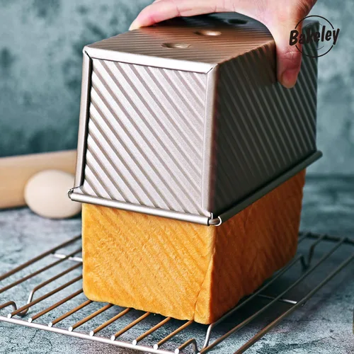 Miniatura 7 de Molde antiadherente para pan Pullman con tapa, 450g Rectángulo ondulado para hornear en el horno, capacidad para masa 21,1 x 12,2 x 10,9 cm