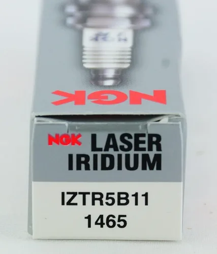 Miniatura 2 de Paquete de 8 bujías NGK IZTR5B11 (Stock # 1465)