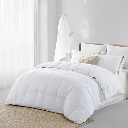 Blue Ridge Home Fashions Edredón alternativo de algodón de 350 hilos con patrón de rayas de damasco para todas las estaciones, relleno de microfibra