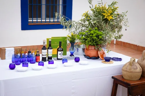 Miniatura 3 de Seasons Aceite de oliva con infusión de romero, terroso y herbáceo, perfecto para asar, asar a la parrilla y focaccia casera (paquete de 2)