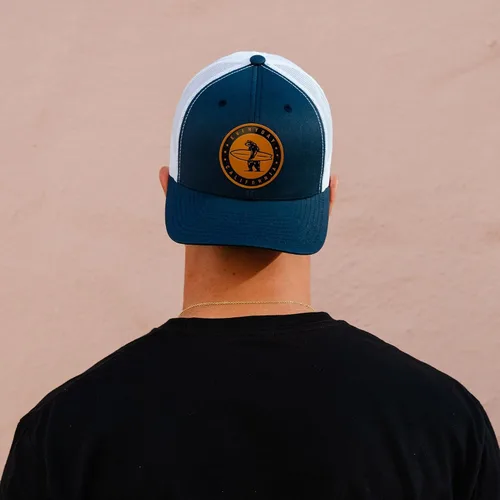 Miniatura 2 de Everyday California 'Marlin' Snapback Surf Hat - Gorra estilo béisbol con parche de cuero vegano
