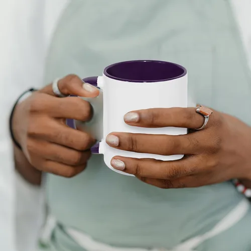 Miniatura 5 de MR.R Tazas de café en blanco de sublimación de 11 onzas, taza blanca con taza de color morado interior y asa, juego de 6 Púrpura