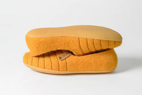 Miniatura 8 de Women's Slippers Natural Boiled Wool Cocoon Woolen Clogs Bright Yellow