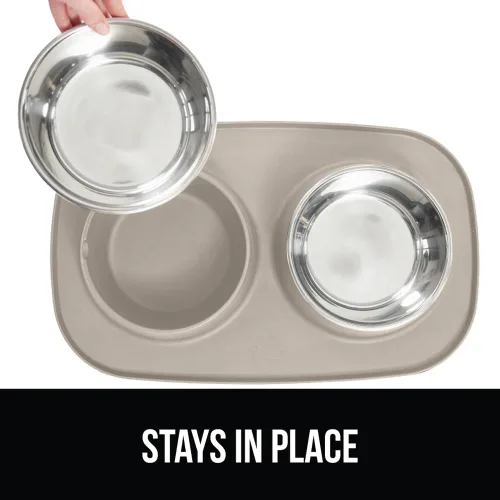 Miniatura 4 de GORILLA GRIP - Juego de cuencos para perros con tapete de alimentación de silicona antideslizante, cuencos de acero inoxidable 304 de grado Beige