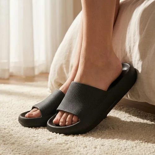 Miniatura 2 de welltree Sandalias antideslizantes para mujeres y hombres, sandalias antideslizantes para baño y ducha, suela gruesa suave para interiores