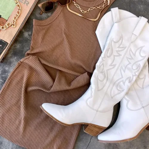 Miniatura 5 de MeiLuSi Botas vaqueras para mujer, hasta la rodilla, botas vaqueras con punta puntiaguda, tacón grueso, zapatos de gamuza con bordado