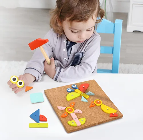 Miniatura 6 de TOOKYLAND Juego de clavos de madera - 82 piezas de martillo y clavos golpeando juguete, a partir de 4 años