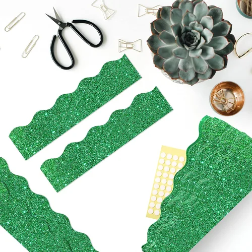 Miniatura 3 de Containlol Bordes de tablero de anuncios con purpurina de 118 pies, 120 hojas festoneadas para decoración escolar, día de San Patricio, regreso a