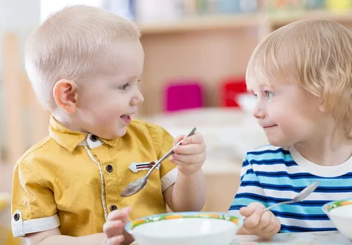 Miniatura 4 de Juego de cubiertos de acero inoxidable de 9 piezas para niños, cubiertos seguros para niños y niños, juego de utensilios para niños, juego