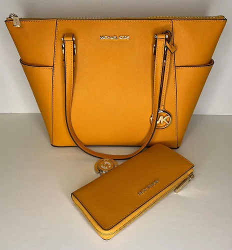 Miniatura 3 de Michael Kors Charlotte - Bolsa grande con cierre de cremallera de un cuarto
