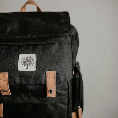 Miniatura 6 de Parker Baby Co. Mochila para pañales - Bolsa de pañales grande con bolsillos aislados, correas para cochecito y cambiador - Bolsa de abedul - Negro