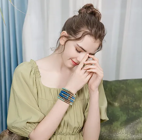 Miniatura 7 de Pulseras de cuentas de arcilla estilo heishi surfista para mujer, con discos de vinilo y dije de mal de ojo, apilables, pulseras elásticas