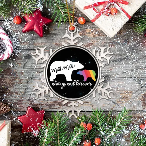 Miniatura 7 de Mama Bear Always and Forever - Adornos de Navidad LGBT para niños, regalo del mes del orgullo, orgullo lesbiano, recuerdo de Navidad, copos de nieve
