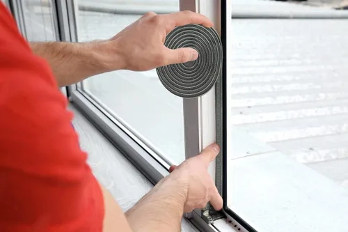 Miniatura 7 de Bruiefpap Burlete impermeable de 16.5 pies para puertas y ventanas, sello de puerta autoinsonorizante, aislamiento de puerta para correderas, Gris