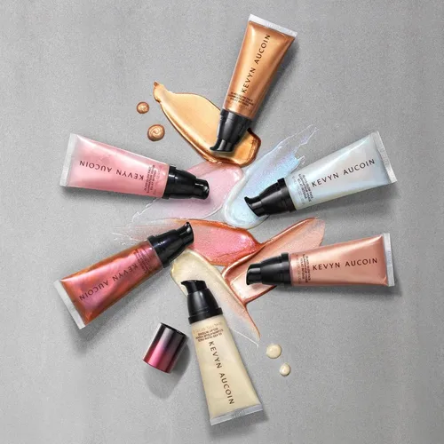 Miniatura 6 de Kevyn Aucoin Glass Glow Face: resaltador húmedo universal multiusos para rostro y cuerpo. Crea una piel hidratada brillante de aspecto juvenil