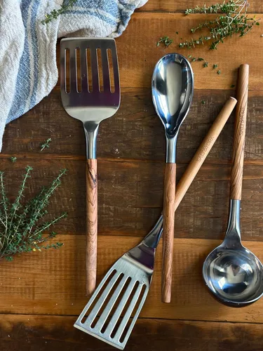 Miniatura 2 de Salt & York Juego de utensilios de cocina, herramientas de cocina de acero inoxidable con asas de madera de olivo hechas a mano, 2 espátulas
