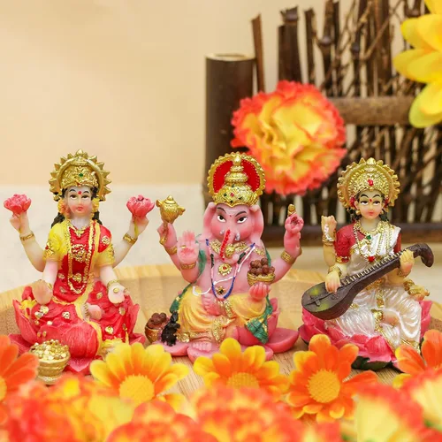 Miniatura 4 de alikiki Estatua hindú de Laxmi Ganesh Saraswati – 2.5 pulgadas de alto India Dios Lakshmi Ganesha figura para decoración de tablero de automóvil