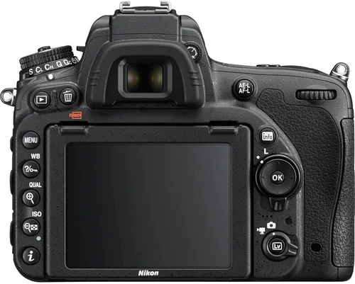 Miniatura 4 de Nikon D750 - Cámara digital DSLR de 24.3 MP con lente AF-S de 1.969 in f/1.4G (1543) Paquete Deluxe con tarjeta SD de 64 GB + bolsa grande