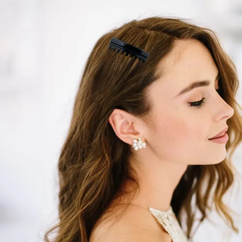 Miniatura 5 de 6 peines laterales de cabello francés para mujer, diseño de moño pequeño trenzado, clips de sujeción fuerte para moño (marrón, negro, blanco)