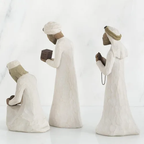 Miniatura 2 de Willow Tree Los Tres Reyes Magos, Siguen una Estrella para Encontrar la Luz del Mundo, Conjunto de Figuras Caminando, Inclinándose, Arrodilladas