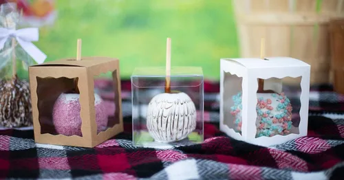 Miniatura 2 de Cajas de manzana de caramelo de 4 x 4 x 4 con agujero para palitos, paquete de 25, caja de regalo transparente para dulces, cupcakes, macarrones