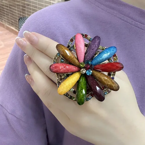 Miniatura 2 de Anillo de declaración de flores exageradas para mujeres y niñas, chapado en oro colorido con circonita cúbica, piedra natal, pétalos de flor