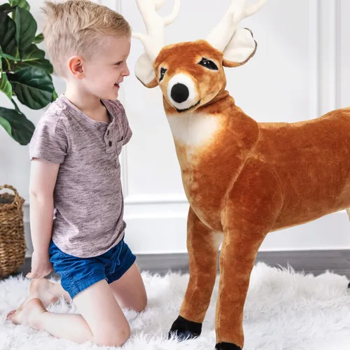 Miniatura 9 de Ciervo gigante de Melissa & Doug, animal realista relleno, más de 3 pies de largo