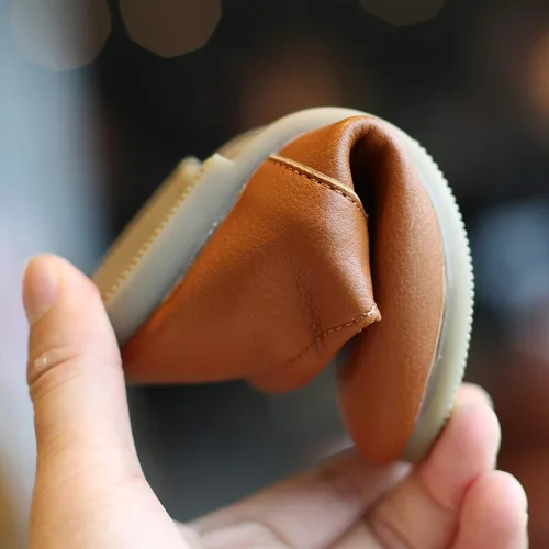 Miniatura 7 de Zapatos de vestir de cuero Mary Janes con correa en T para niñas pequeñas