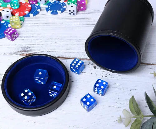 Miniatura 7 de Taza de dados de piel sintética con tapa, vaso de terciopelo azul para interiores silenciosos, incluye 6 dados azules translúcidos