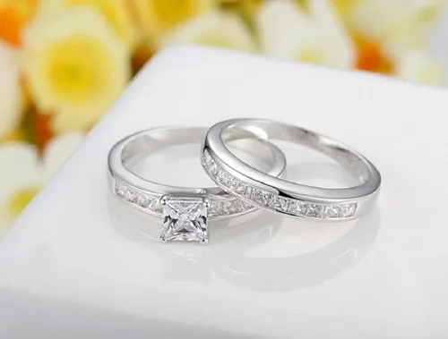 Miniatura 3 de LRGKMCWTOB Anillo de compromiso de plata de ley 925 de 3 quilates con circonita cúbica transparente de princesa, anillo de regalo para mujer