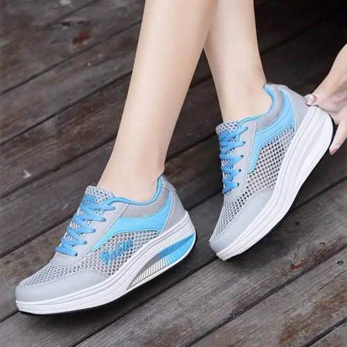 Miniatura 2 de Lousioa Parejas Hombres Woemen Sneakers Flying Weaving Mesh Slip-On Transpirable Ligero Runing Corde-Up Zapatos de Deportes al aire libre, 5, Azul