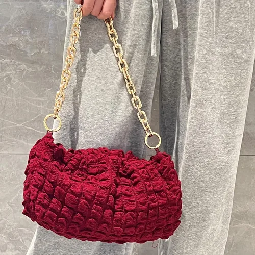Miniatura 2 de NAARIIAN Bolso de dumpling para mujer diseño fruncido en forma de nube bolso de hombro con cadena gruesa de piel sintética