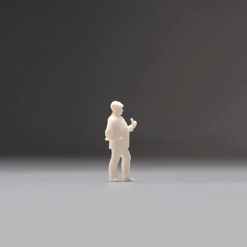 Miniatura 12 de Figuras en miniatura a escala 1:64, figura de acción de diorama de personas pequeñas, accesorios de escena de resina, muñequeras, figuras de Chica