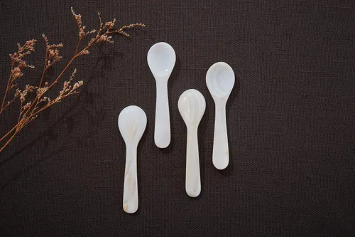 Miniatura 5 de DUEBEL Juego de 6 cucharas de caviar de madre perla blanca para caviar, huevo, helado, café (blanco, 4.3 x 1.0 in)