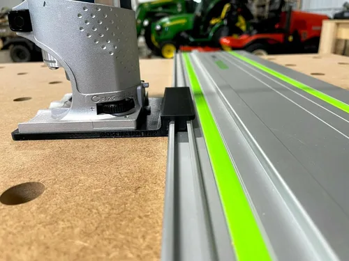 Miniatura 2 de ToolCurve Adaptador de riel guía compatible con el enrutador Bosch Colt 1HP - Fabricado en Estados Unidos