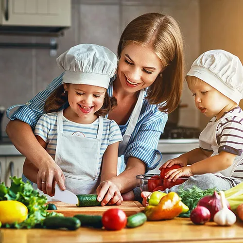 Miniatura 5 de Leking Juego de 3 cuchillos de cocina para niños, bordes dentados de plástico, para cocinar y cortar pasteles, frutas y verduras, perfectamente