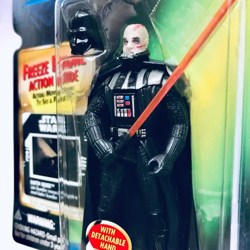 Miniatura 5 de Star Wars POTF2 Power of the Force Freeze Marco Darth Vader con casco extraíble y sable de luz