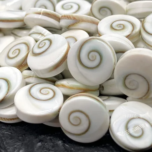 Miniatura 8 de ABCGEMS Shiva Eye Shell Beads Indonesia Auténtica Región Indo-Pacífico (patrón geométrico de matriz de doble cara) de origen ético – Producción