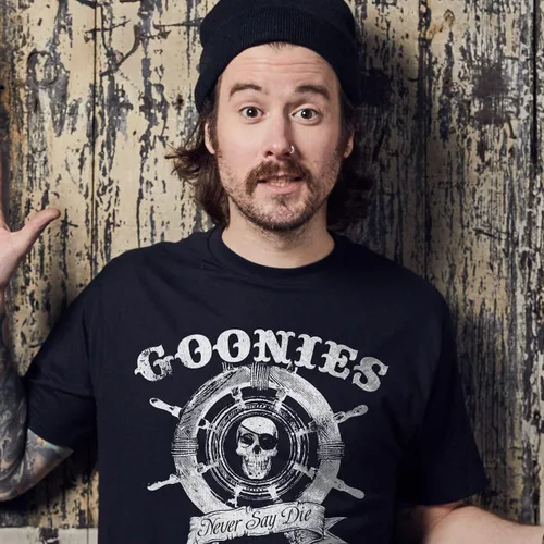 Miniatura 2 de Ripple Junction The Goonies - Camiseta de manga corta para hombre, Captain's Wheel Never Say Die, cita de la comedia de 1980, con licencia