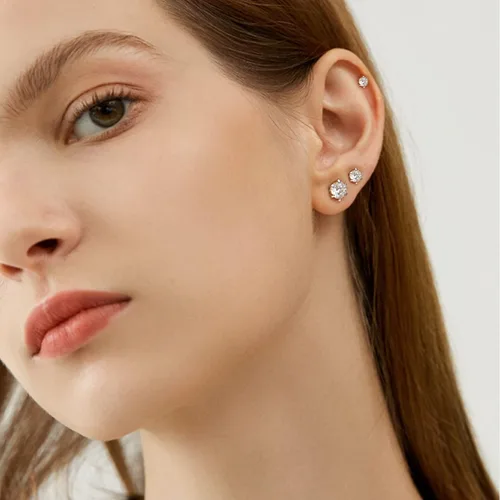 Miniatura 6 de PICKBEAU 5 Pairs Gold Hoop Earrings for Women 18K Gold Plated Huggie Hoop Earrings Set for Girls Hypoallergenic Cartilage Earrings Lightweight