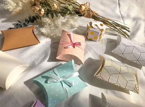 Miniatura 2 de AKOAK 50 cajas de almohada creativas de punto ondulado para boda, caja de regalo de dulces, adecuada para bodas, cumpleaños y Navidad (azul claro)