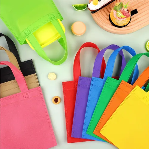 Miniatura 4 de Aneco Paquete de 30 bolsas reutilizables no tejidas para recuerdos de fiesta, 8 x 8 pulgadas, bolsas a granel con asas, bolsas de regalo de arcoíris