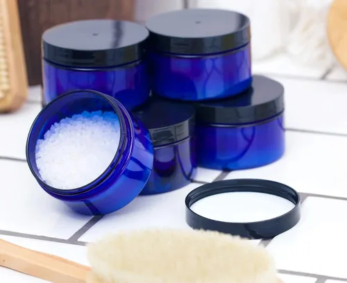 Miniatura 5 de Paquete de 12 tarros de plástico PET azul cobalto de 4 onzas con tapas negras, recipientes vacíos recargables