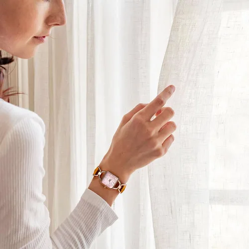 Miniatura 5 de LANZOOM Reloj de cuarzo para mujer, elegante esfera cuadrada de gradación de cristal nacarado, correa de cuero ajustable marrón y amarillo