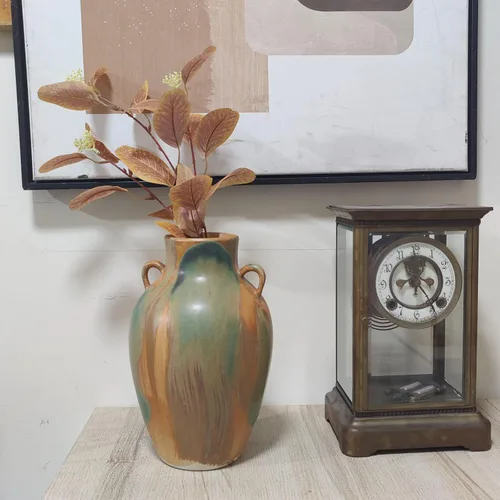 Miniatura 8 de Cerámica de Terracota – Jarrón Decorativo Único de Estilo Rústico de 10" con Asa, Jarrón Bohemio Neutro Verde Esmaltado Amarillo Tierra