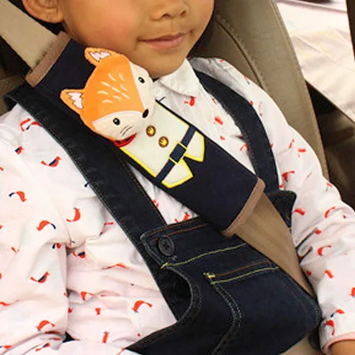 Miniatura 2 de Tianmei 2 piezas con diseño de muñeca de dibujos animados linda para funda de cinturón de seguridad de coche, almohadilla para la correa del hombro